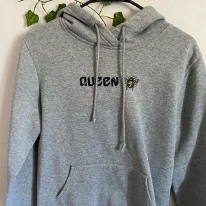 Gray queen bee sweatshirt